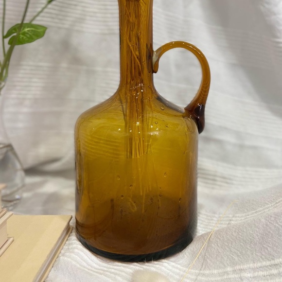 Vintage Amberia Glass Pitcher with Handle - Picture 3 of 3